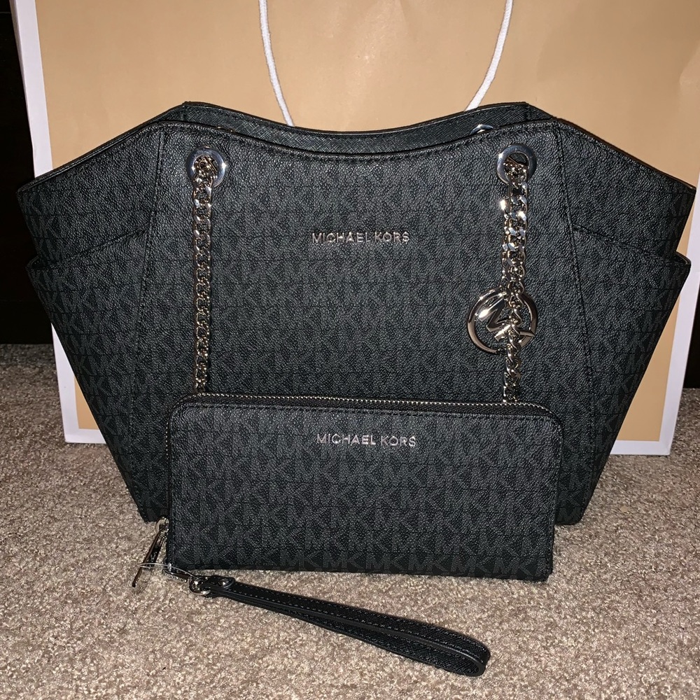 Michael Kors Jet Set Travel Black, Tote + Wallet